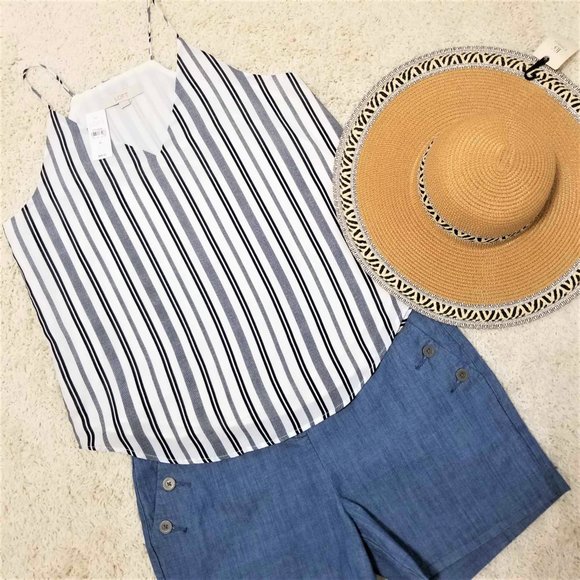 Shorts. Sailor Style, Blue Denim. Isaac Mizrahi Brand. Size 10. - Picture 8 of 8